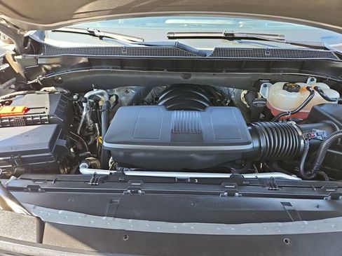 Used 2025 Chevrolet Tahoe LT image 28