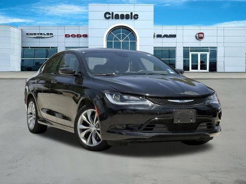 Used 2015 Chrysler 200 S w/ Navigation & Sound Group I AWD/4WD image 1