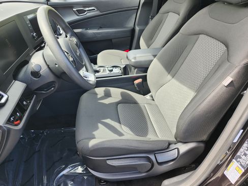 Used 2024 Kia Sportage LX AWD/4WD image 22