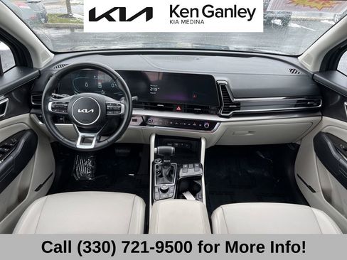 Used 2025 Kia Sportage EX image 45