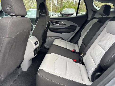 Used 2023 GMC Terrain SLE w/ Driver Convenience Package AWD/4WD image 7