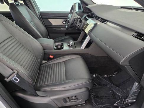 Certified 2024 Land Rover Discovery Sport Dynamic SE AWD/4WD image 3