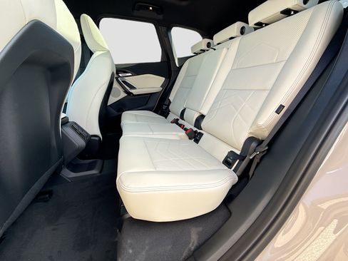 New 2026 BMW X1 xDrive28i w/ Technology Package image 21