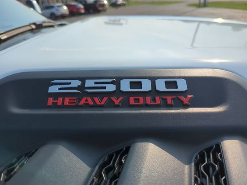 New 2025 RAM 2500 Laramie w/ Sport Appearance Package AWD/4WD image 11