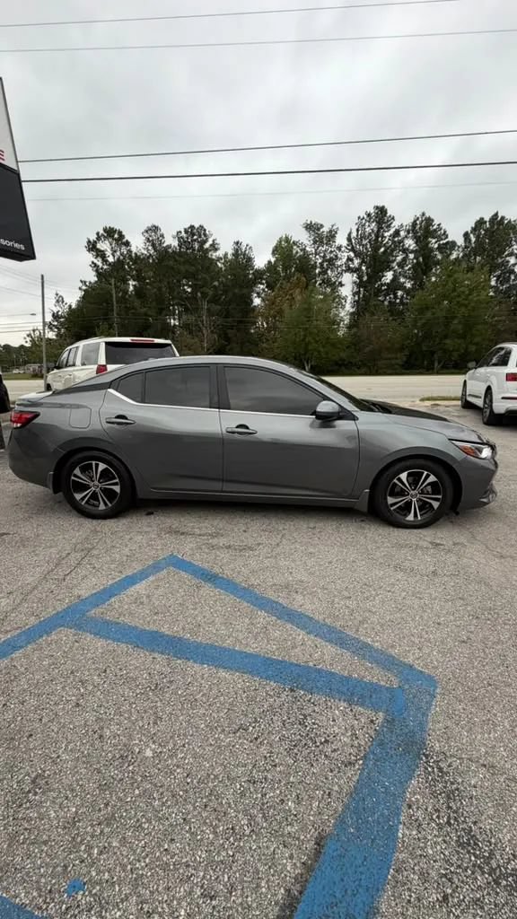 Used 2022 Nissan Sentra SV w/ All-Weather Package FWD image 3