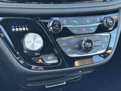 New 2026 Chrysler Pacifica Select w/ S Appearance Package FWD image 26