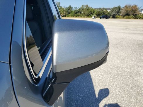 Used 2025 GMC Yukon Denali image 21