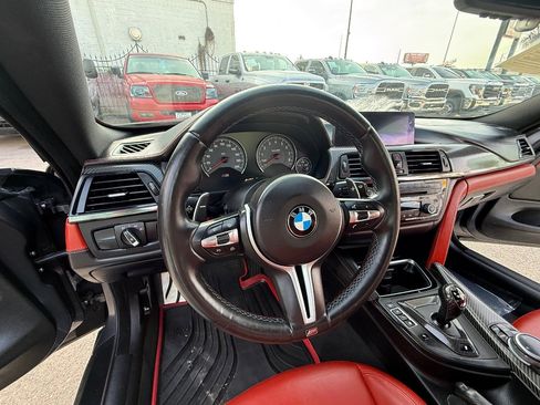 Used 2015 BMW M4 Coupe image 21