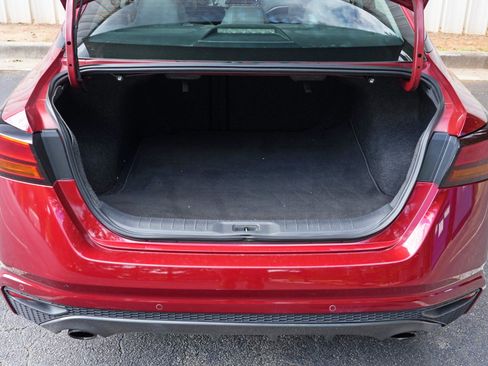 Used 2020 Nissan Altima 2.0 SR FWD image 9