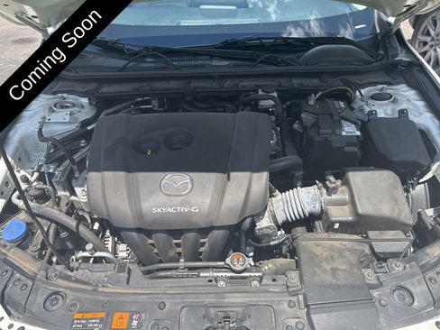 Used 2019 MAZDA MAZDA3 Sedan FWD image 21