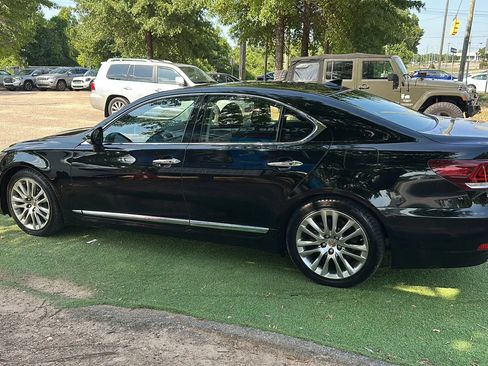 Used 2014 Lexus LS 460 AWD w/ Comfort Package image 4