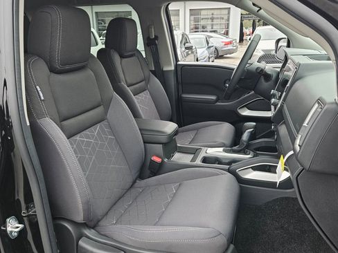 New 2026 Nissan Frontier SV w/ SV Convenience Package image 12