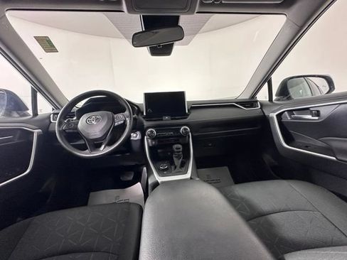 Used 2023 Toyota RAV4 AWD Hybrid image 16