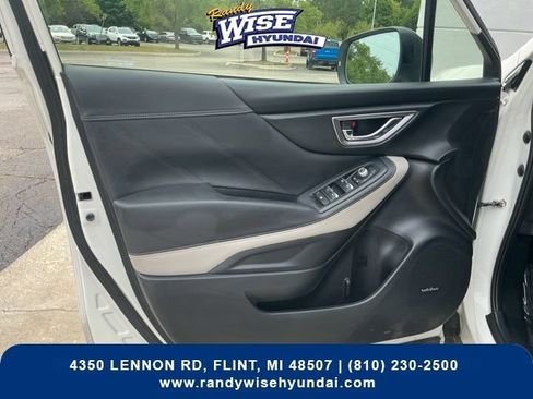 Used 2024 Subaru Forester Limited AWD/4WD image 15