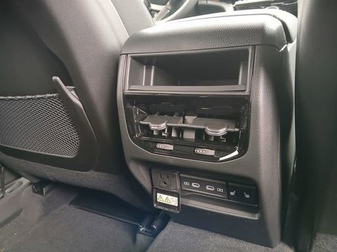 New 2026 Jeep Grand Cherokee Limited image 28