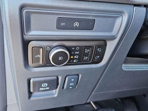 New 2025 Ford F150 Lariat w/ Equipment Group 502A High image 28