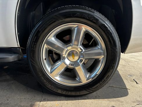 Used 2014 Chevrolet Tahoe LT RWD image 31