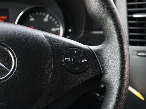 Used 2016 Mercedes-Benz Sprinter 2500 image 26