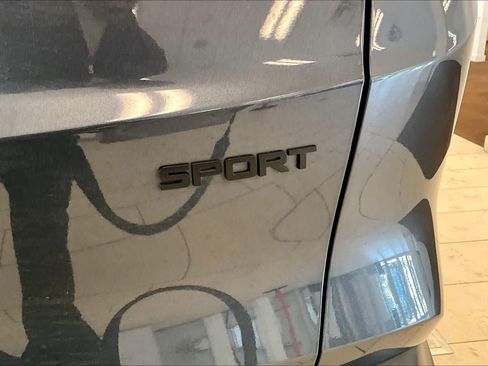 Used 2024 Honda CR-V Sport image 9