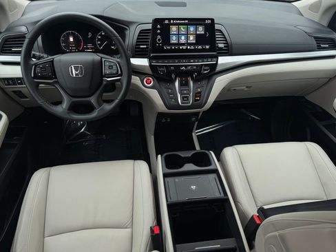 Used 2025 Honda Odyssey EX-L image 19