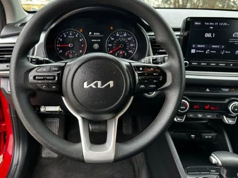 Used 2023 Kia Rio S w/ Technology Package image 4
