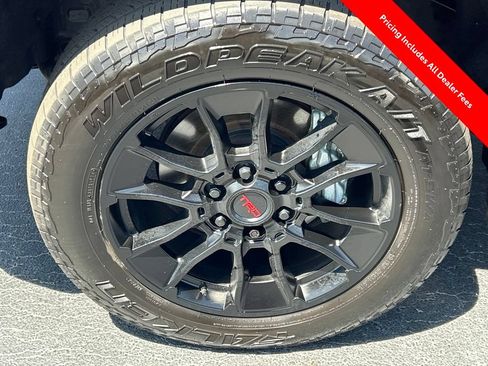 Used 2025 Toyota Tundra Limited w/ TRD Off-Road Package AWD/4WD image 23