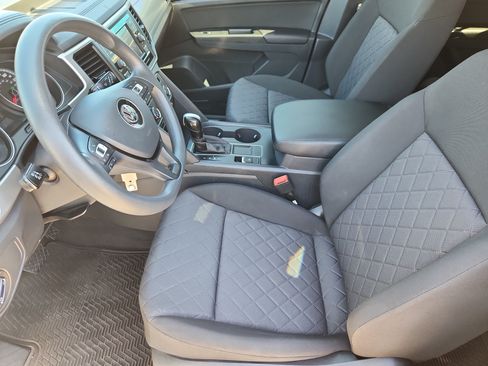 Used 2018 Volkswagen Atlas S FWD image 9