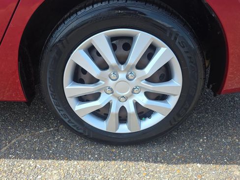 Used 2014 Nissan Sentra SV w/ SV Driver Package FWD image 12
