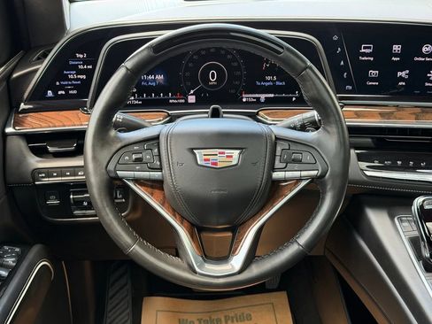 Used 2021 Cadillac Escalade ESV Sport Platinum AWD/4WD image 19