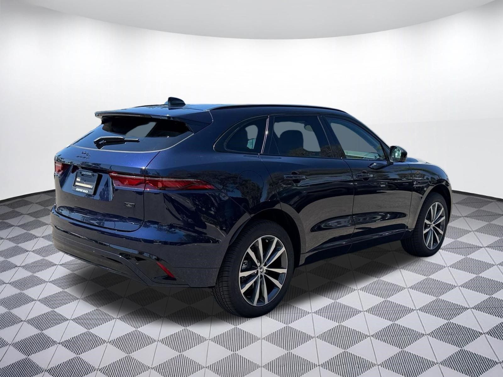 New 2026 Jaguar F-PACE R-Dynamic S AWD/4WD image 9