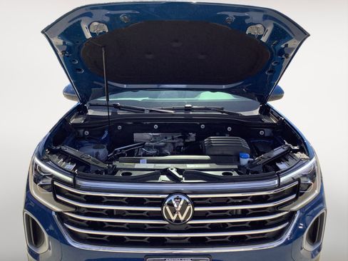 New 2025 Volkswagen Atlas SE image 12