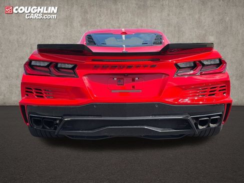 Used 2025 Chevrolet Corvette E-Ray w/ Stealth Interior Trim Package AWD/4WD image 7