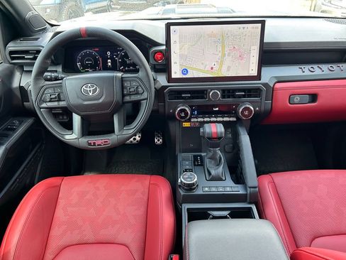 Used 2025 Toyota Tacoma TRD Pro AWD/4WD image 17