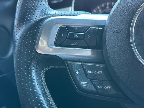 Used 2016 Ford Mustang Coupe RWD image 35