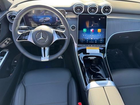 New 2026 Mercedes-Benz GLC 300 image 15