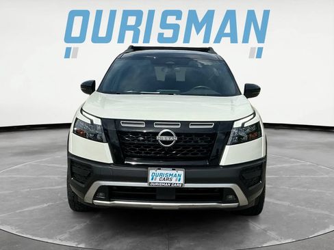 Used 2023 Nissan Pathfinder SV AWD/4WD image 2