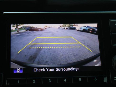 Used 2019 Honda CR-V LX image 29