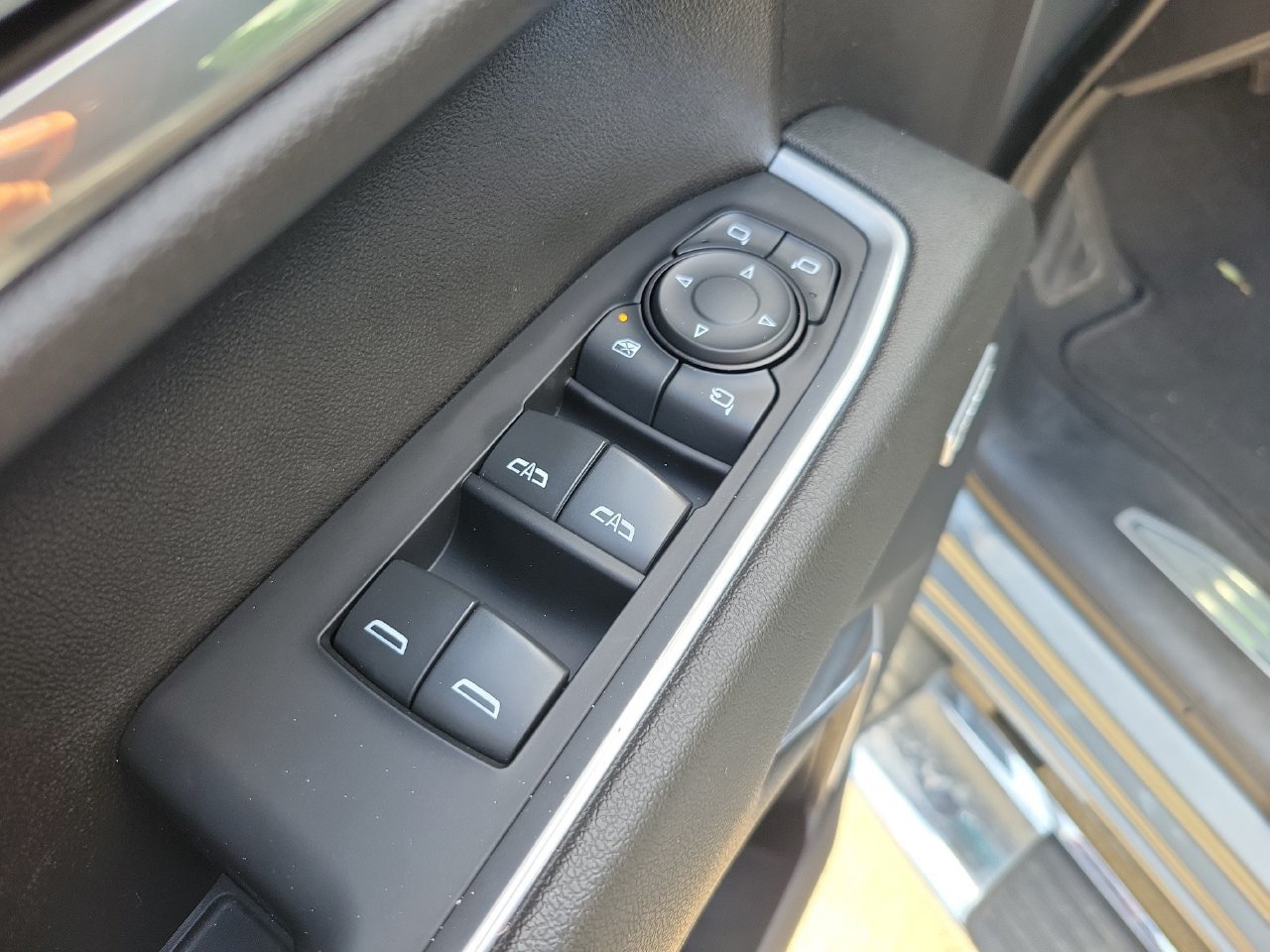 Used 2023 GMC Sierra 1500 SLT w/ SLT Premium Package AWD/4WD image 14