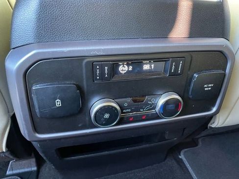 Used 2020 Ford Expedition Platinum image 30
