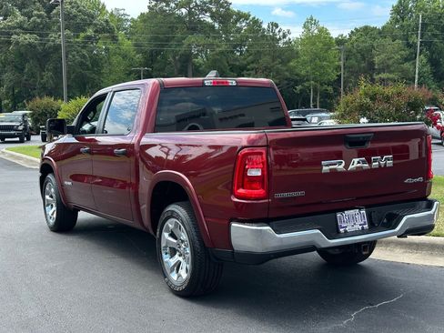 Used 2025 RAM 1500 Big Horn AWD/4WD image 7