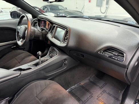 Used 2015 Dodge Challenger SRT Hellcat image 18