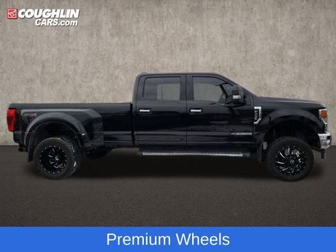 Used 2022 Ford F350 XLT w/ XLT Premium Package image 10