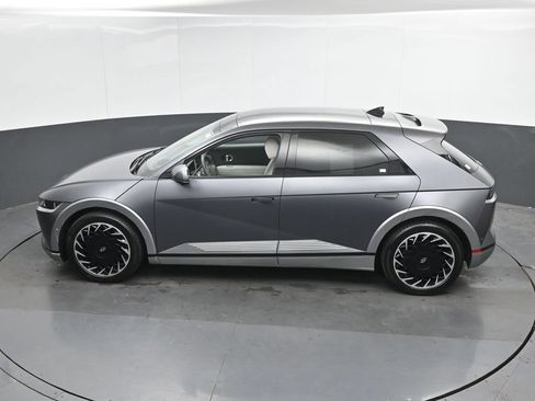 Used 2024 Hyundai Ioniq 5 Limited AWD/4WD image 38