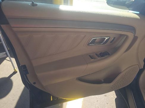 Used 2015 Ford Taurus SEL w/ Equipment Group 201A AWD/4WD image 15