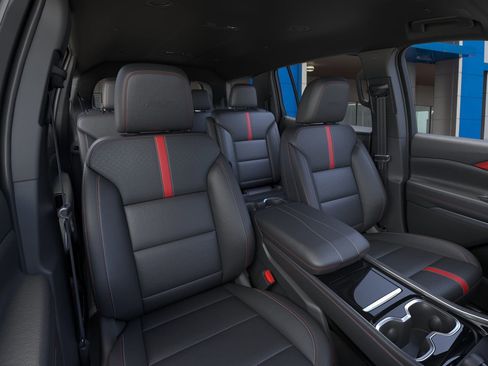 New 2026 Chevrolet Traverse RS image 16