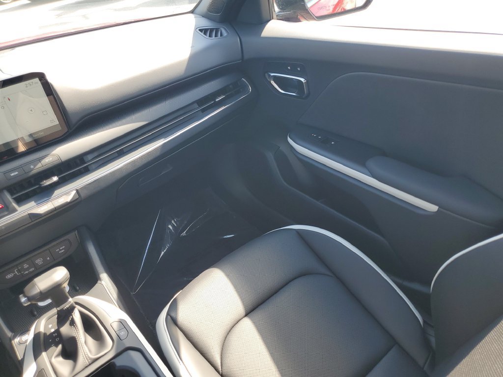 New 2026 Kia K4 EX w/ GT-Line Premium Package FWD image 28