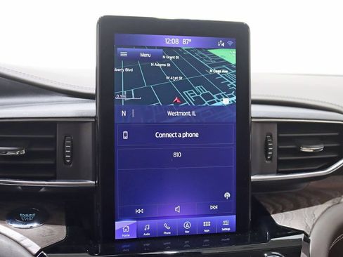 Used 2022 Ford Explorer Platinum w/ Equipment Group 601A AWD/4WD image 19