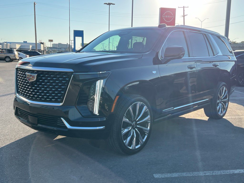 Used 2026 Cadillac Escalade Luxury w/ Touring Package AWD/4WD image 2