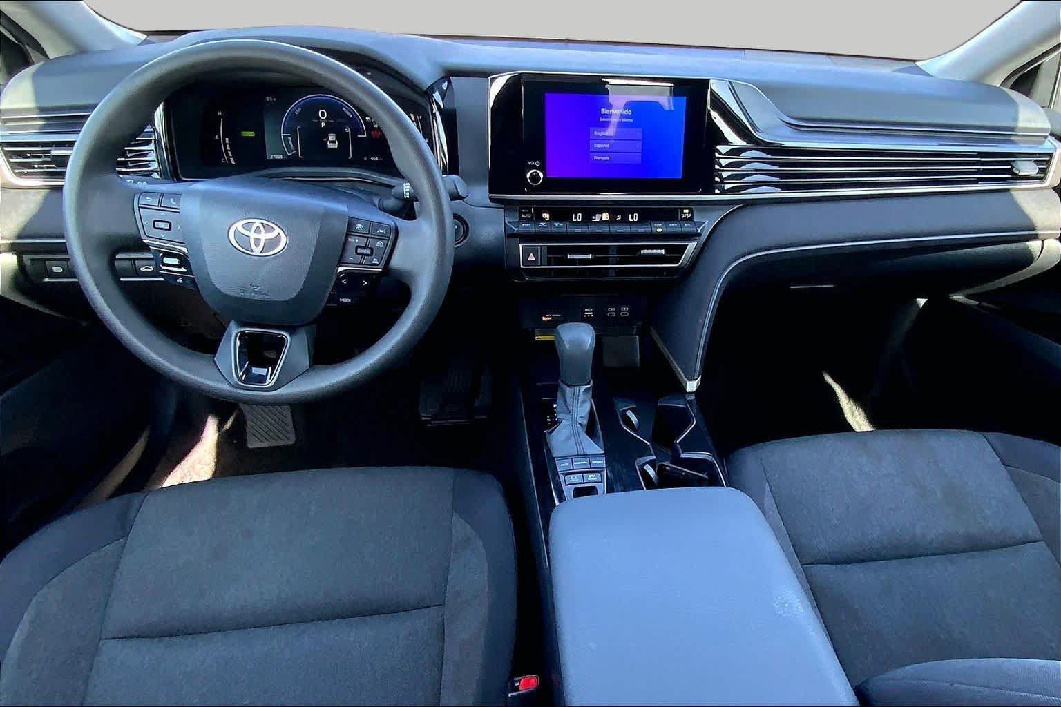 Used 2025 Toyota Camry LE FWD image 16