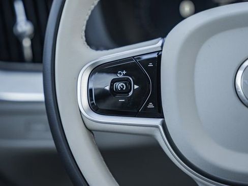 New 2026 Volvo XC60 T8 Ultra w/ Protection Package Premier image 29